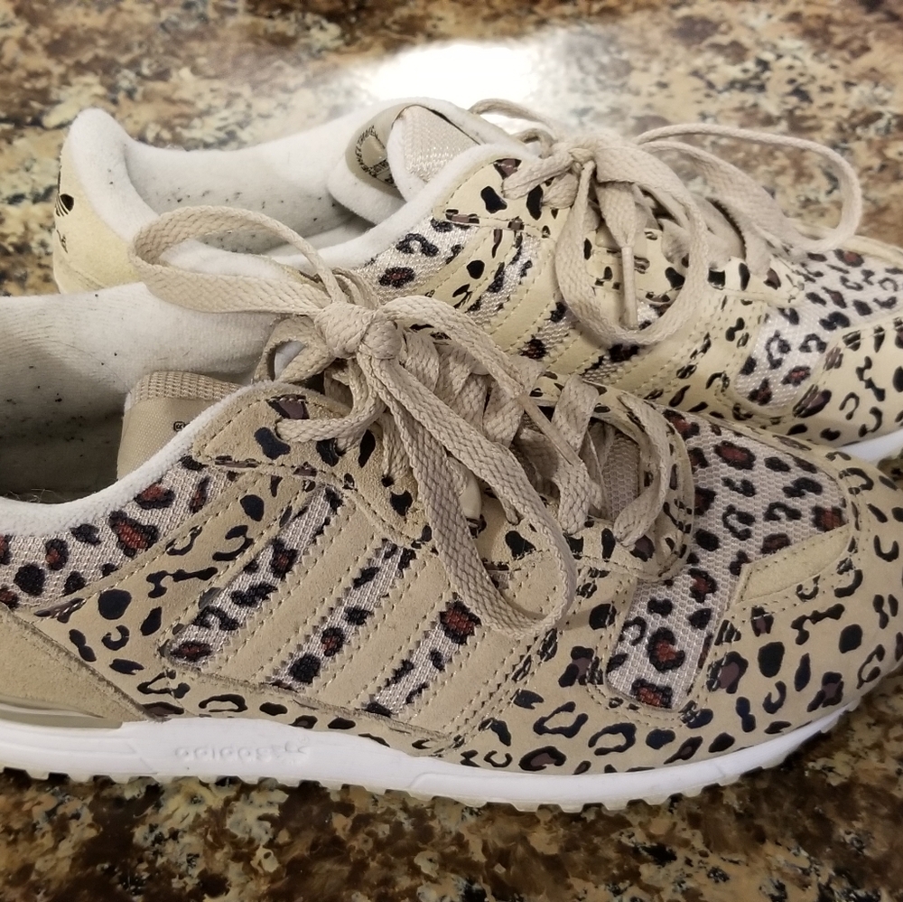 Adidas ZX 700 Leopards shoes